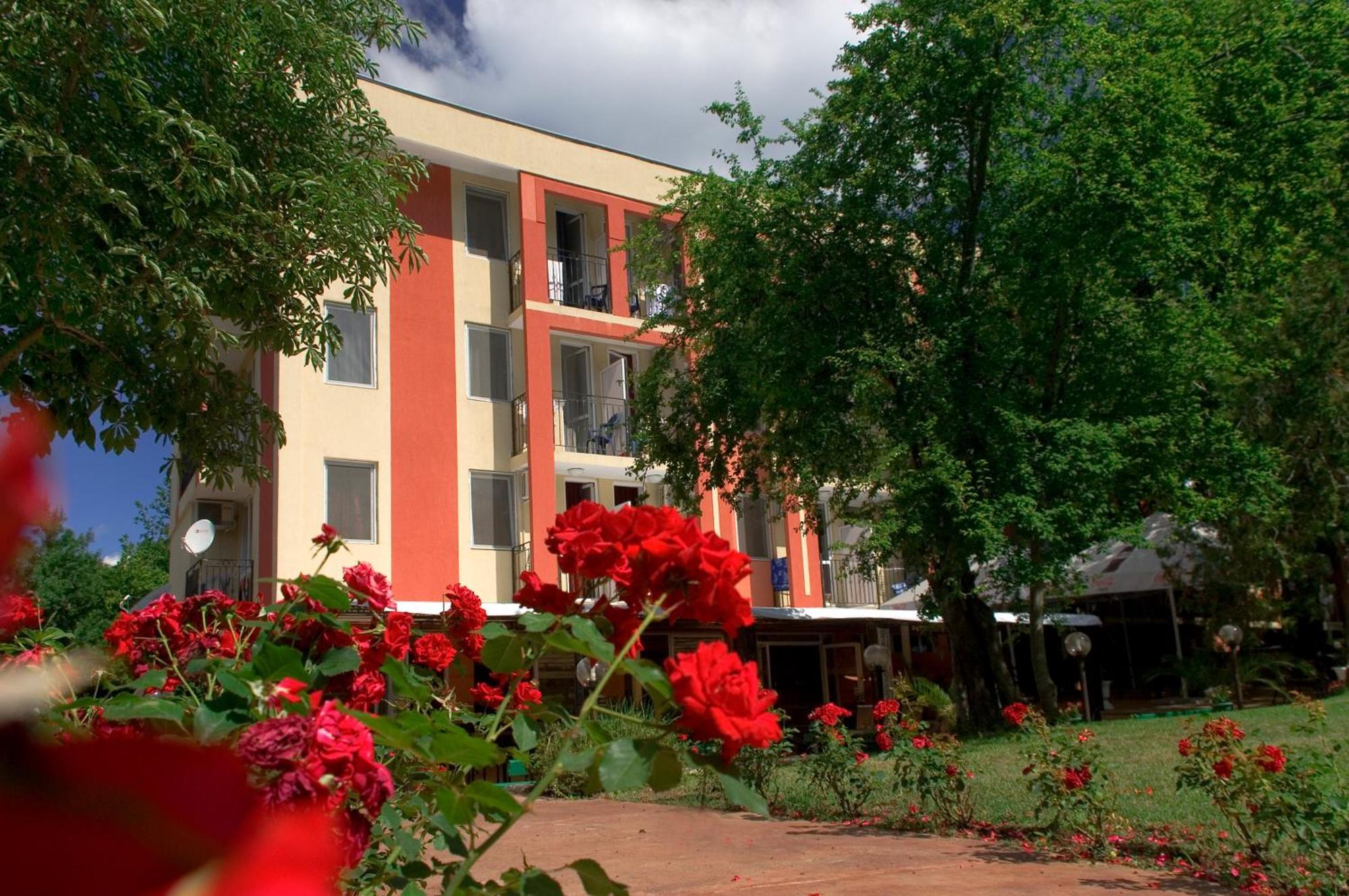 Rilena Hotel Kiten  Exteriör bild